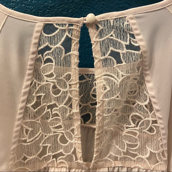 EUC Maeve Gauzy Cream Blouse (Anthropologie) - Picture 9 of 12